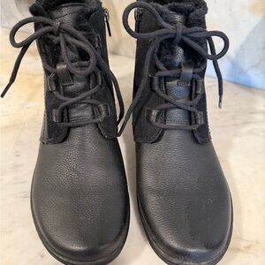 Clarks Black Ankle Faux Fur Boots